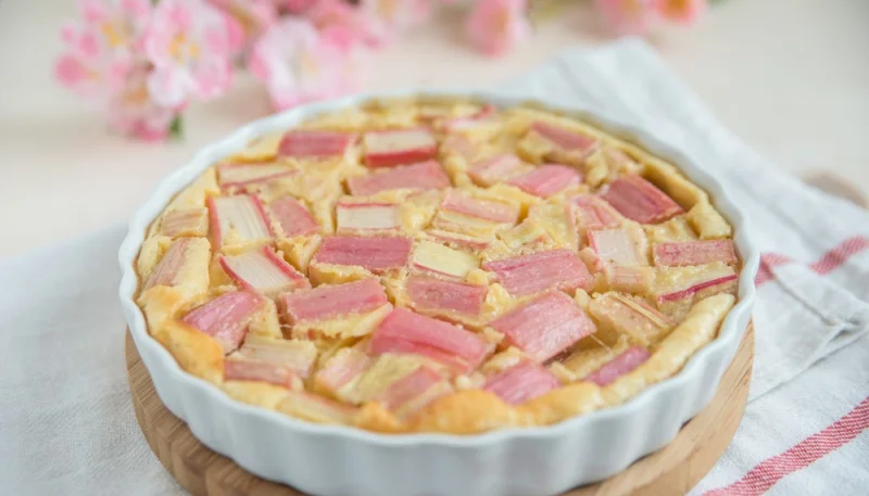 Clafoutis fondant à la rhubarbe