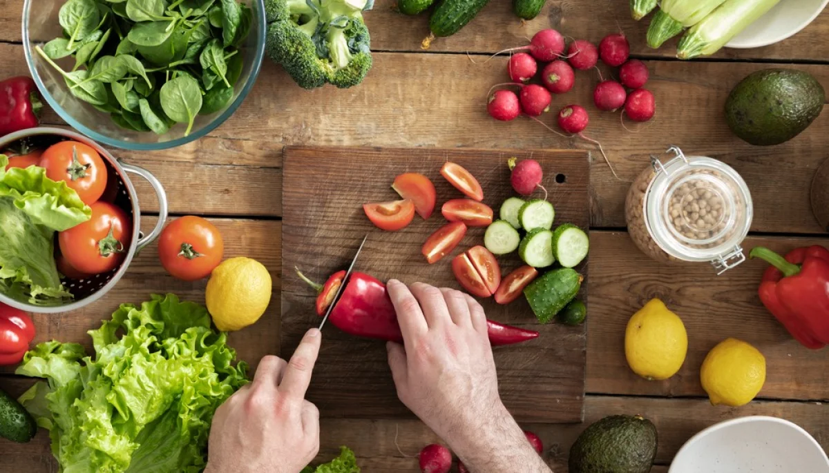 Cuisiner plus sainement au printemps : les bons réflexes à adopter