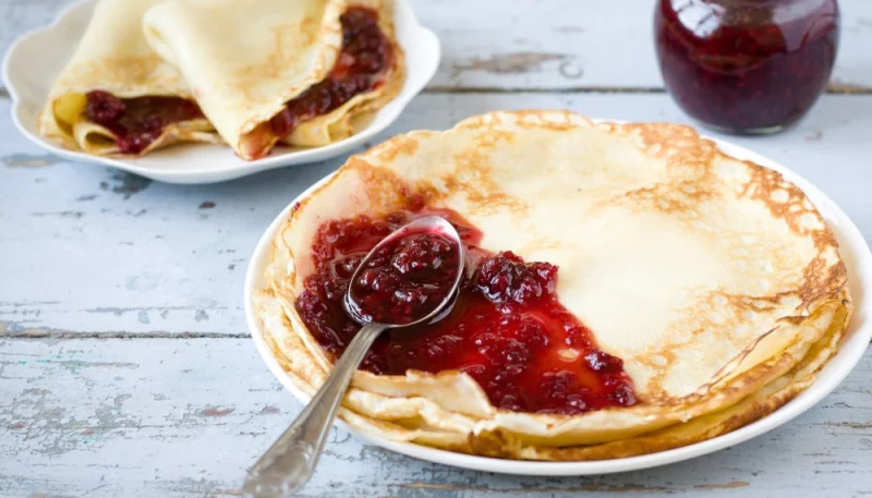 Crêpes à la confiture