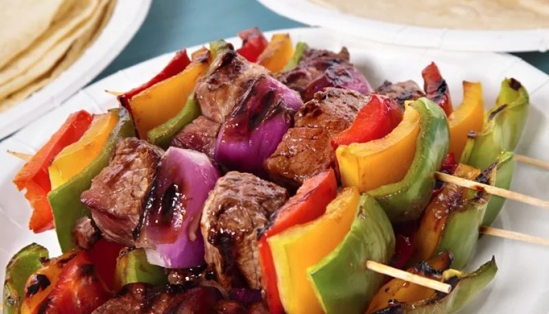 Kebab de bœuf au barbecue