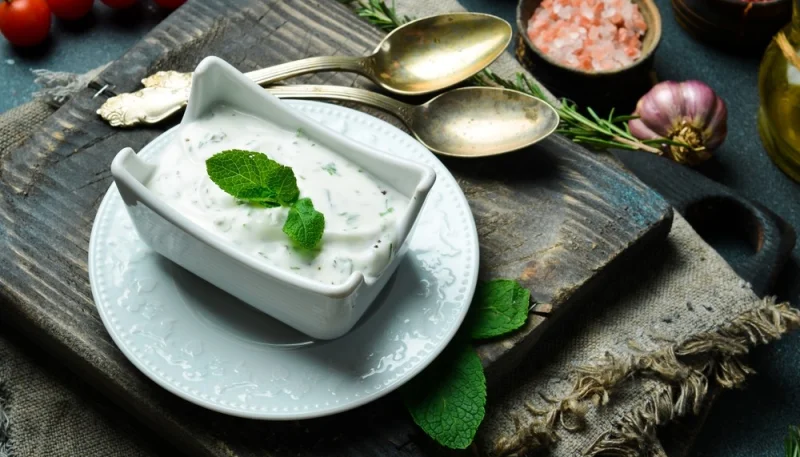 Tzatzíki à base de yaourt grec