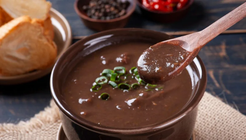 Soupe de haricots noirs