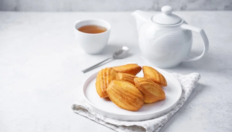 Madeleines à la fleur d’oranger