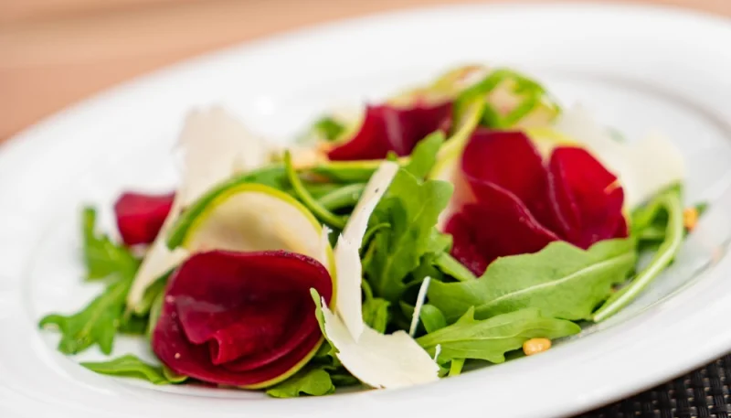 Carpaccio de betteraves aux pommes