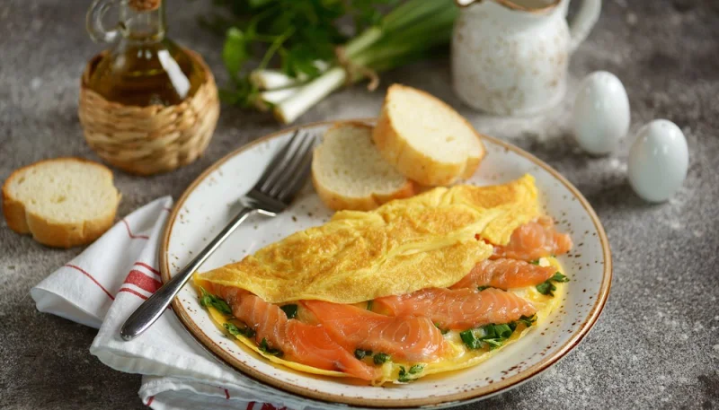 Omelette norvégienne au saumon fumé