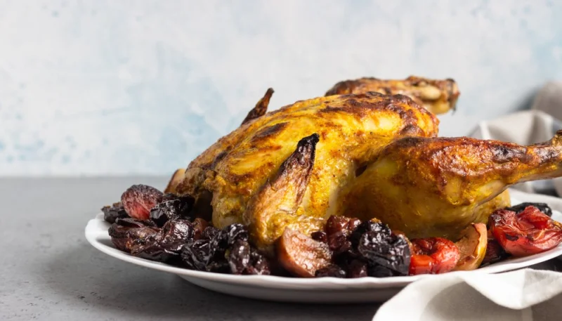 Poulet rôti aux prunes