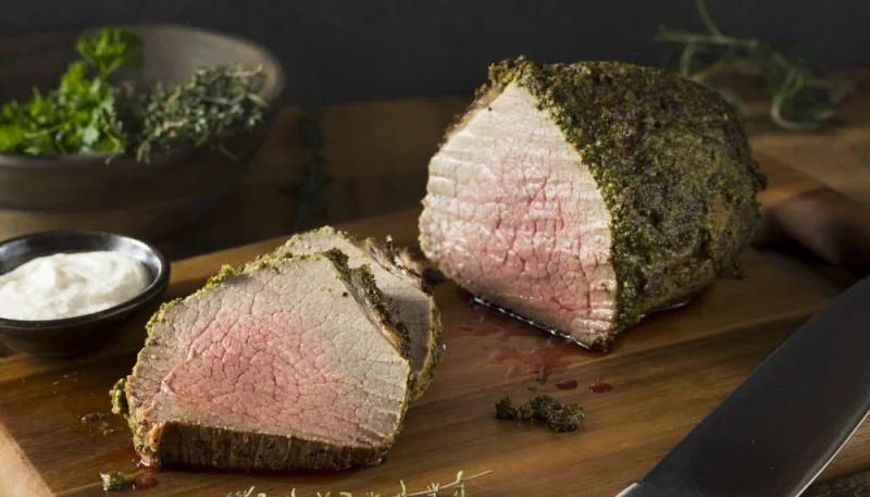 Rôti de bœuf en croûte d'herbes