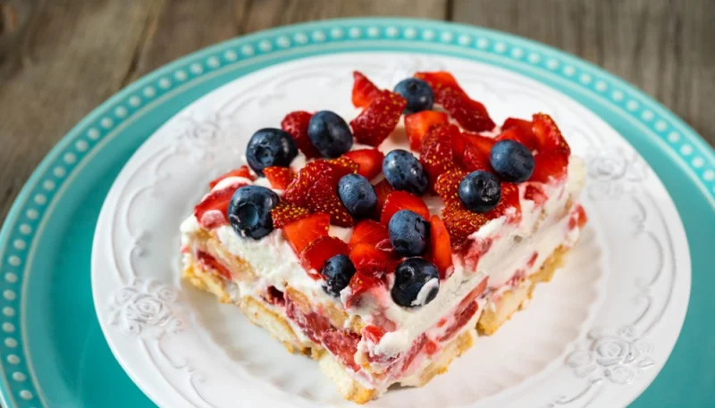 Tiramisu aux fruits rouges