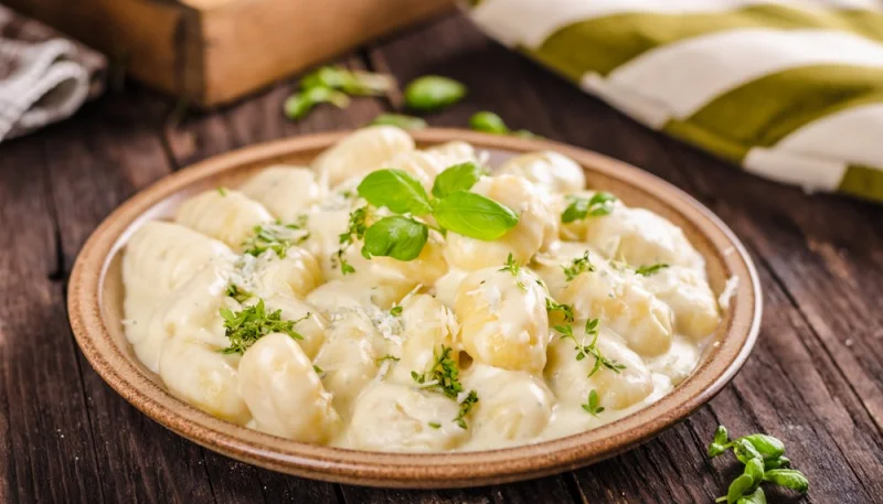 Gnocchis à la crème de fromage et aux herbes