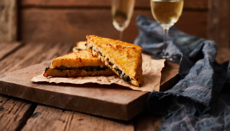 Croque-monsieur aux épinards et fromage de chèvre