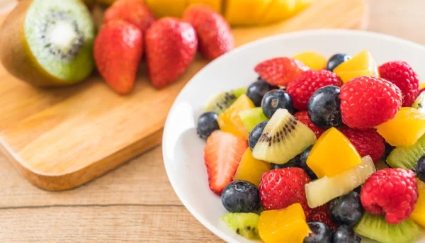 Salade de fruits printanière