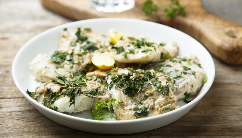 Cabillaud en croûte d’herbes et citron