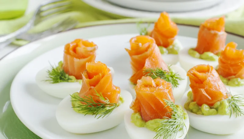 Œufs mimosa revisités au saumon fumé