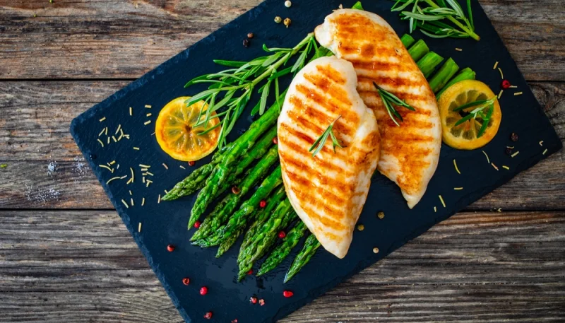 Poulet au citron et asperges