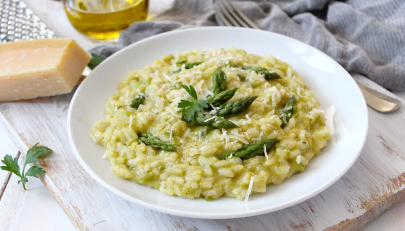 Risotto aux asperges et parmesan