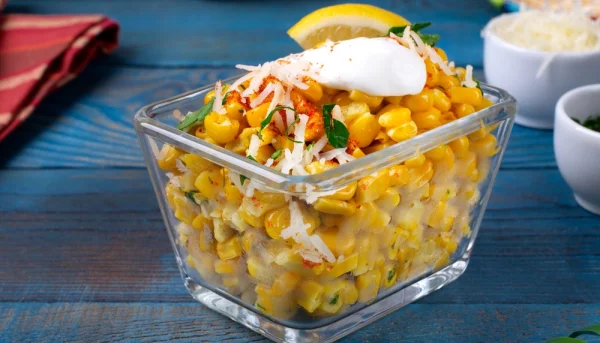 Salade de maïs au fromage et épices