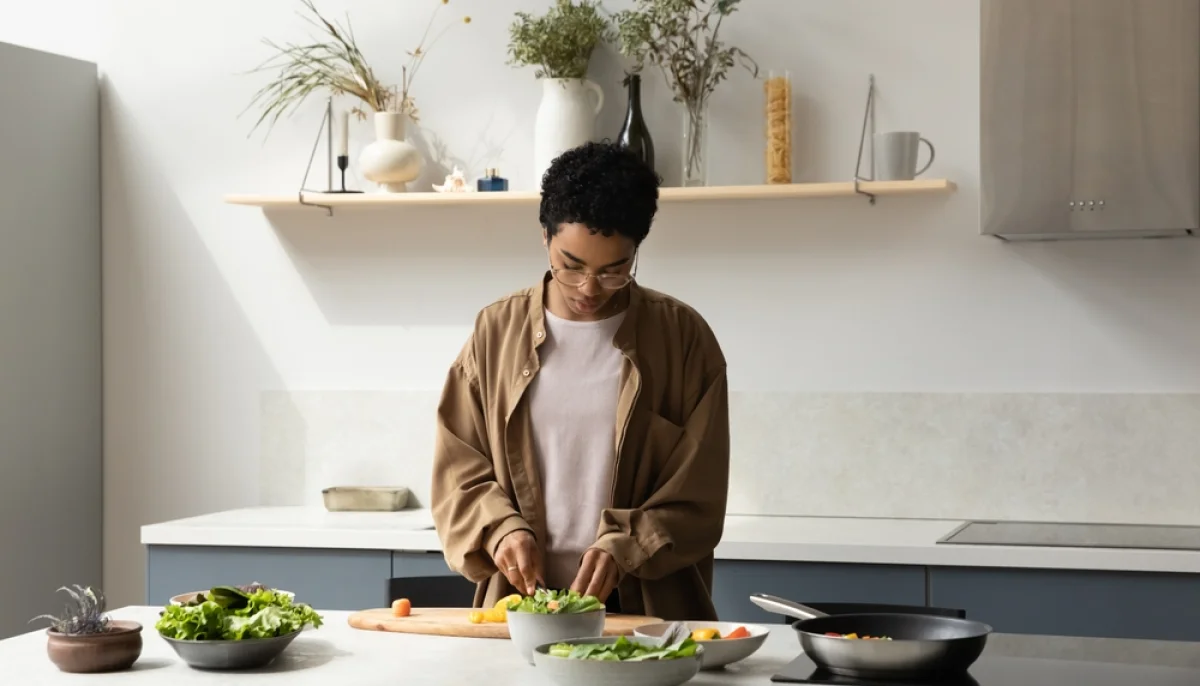 Cuisiner pour une personne : astuces et recettes futées