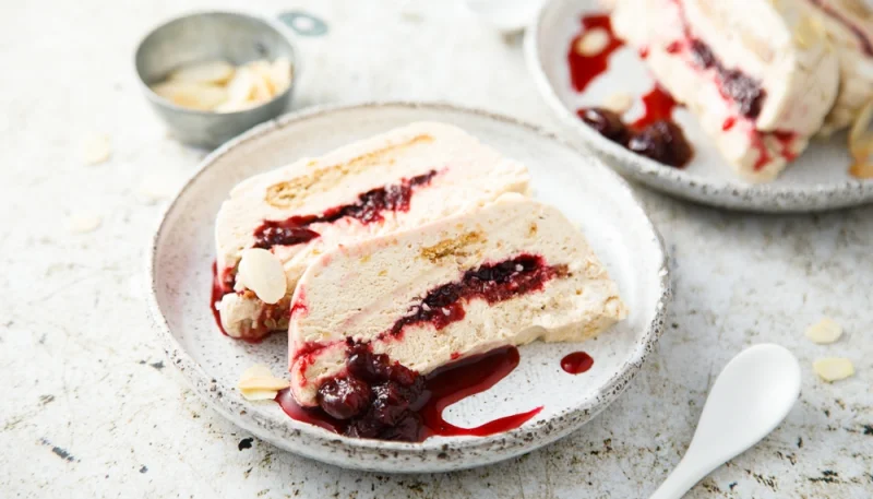 Parfait glacé aux fruits rouges