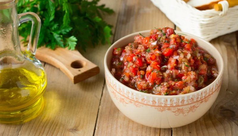 🍆 Caviar d’aubergine aux tomates & poivrons rôtis