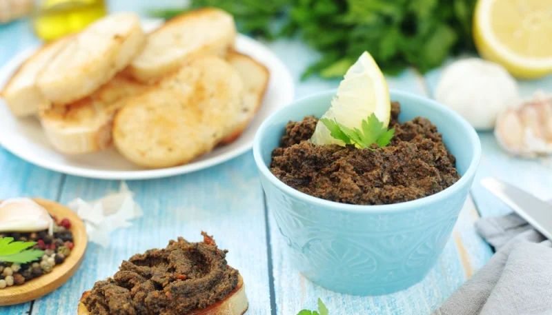 Tapenade noire classique