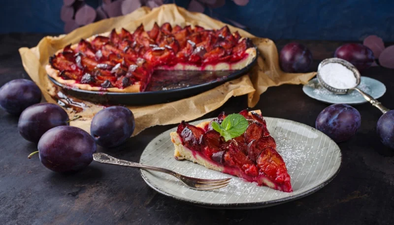 Tarte rustique aux prunes