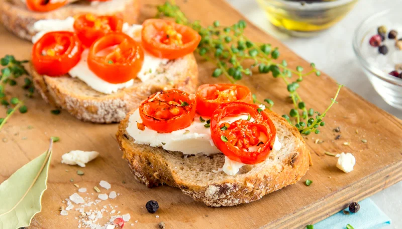 🍅 Bruschetta fraîche tomate-fromage