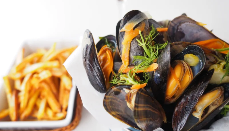 🥘 Poêlée de moules au fenouil et vin blanc