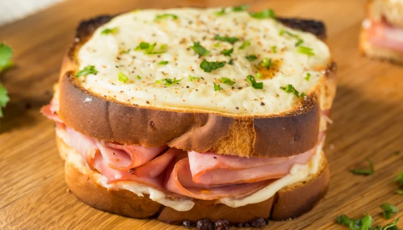 Croque-Monsieur à la française