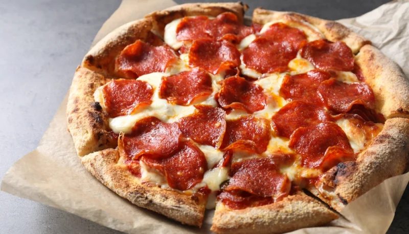 🍕 Pizza au pepperoni savoureuse
