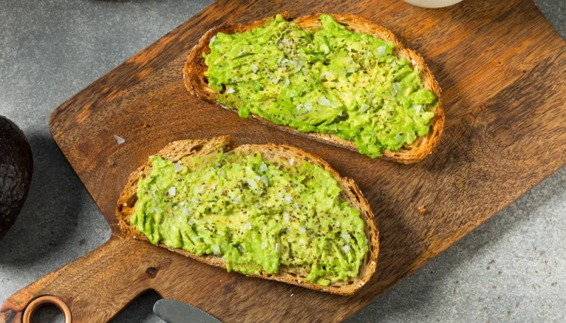 Toast d'avocat maison