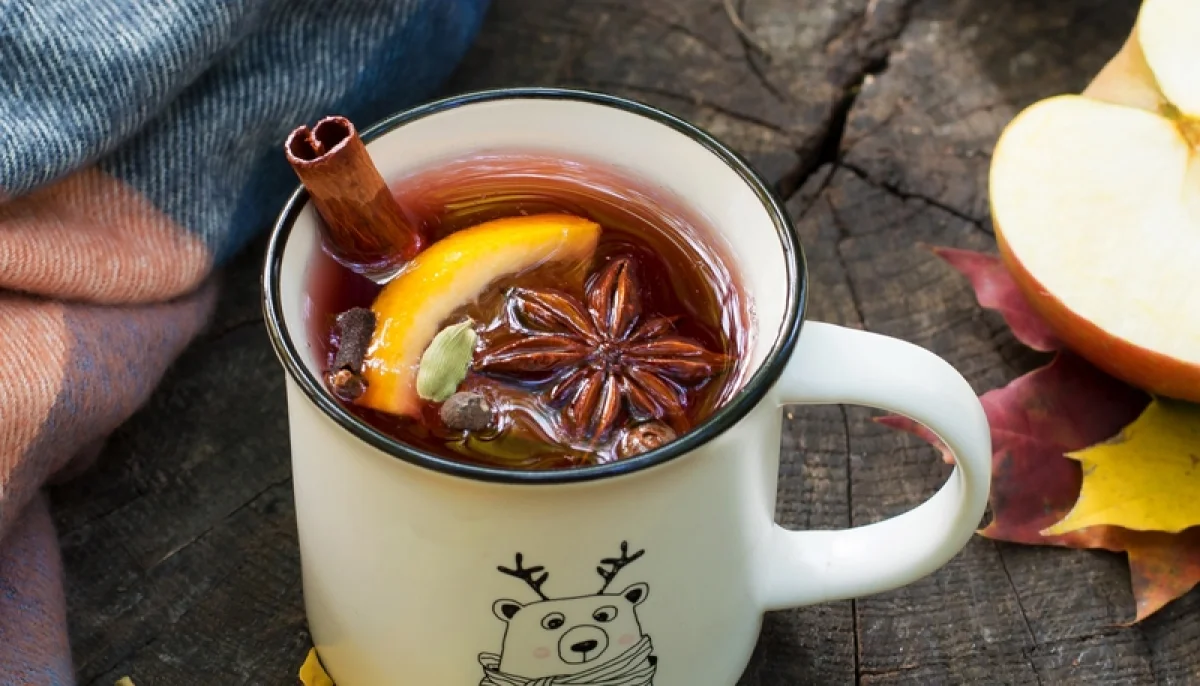 🍎 Cidre chaud parfumé à la cannelle et à l’anis étoilé