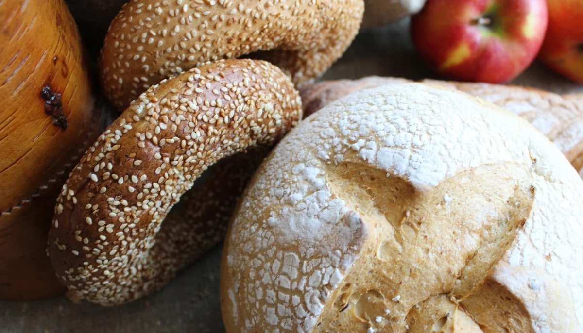 Pain keto recette - 3 recettes faciles de pain cétogène sans gluten