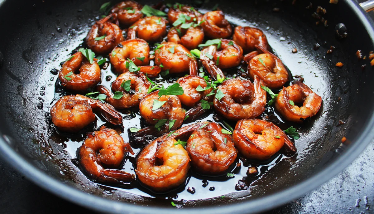 🍤 Crevettes caramélisées à l’ail et au miel