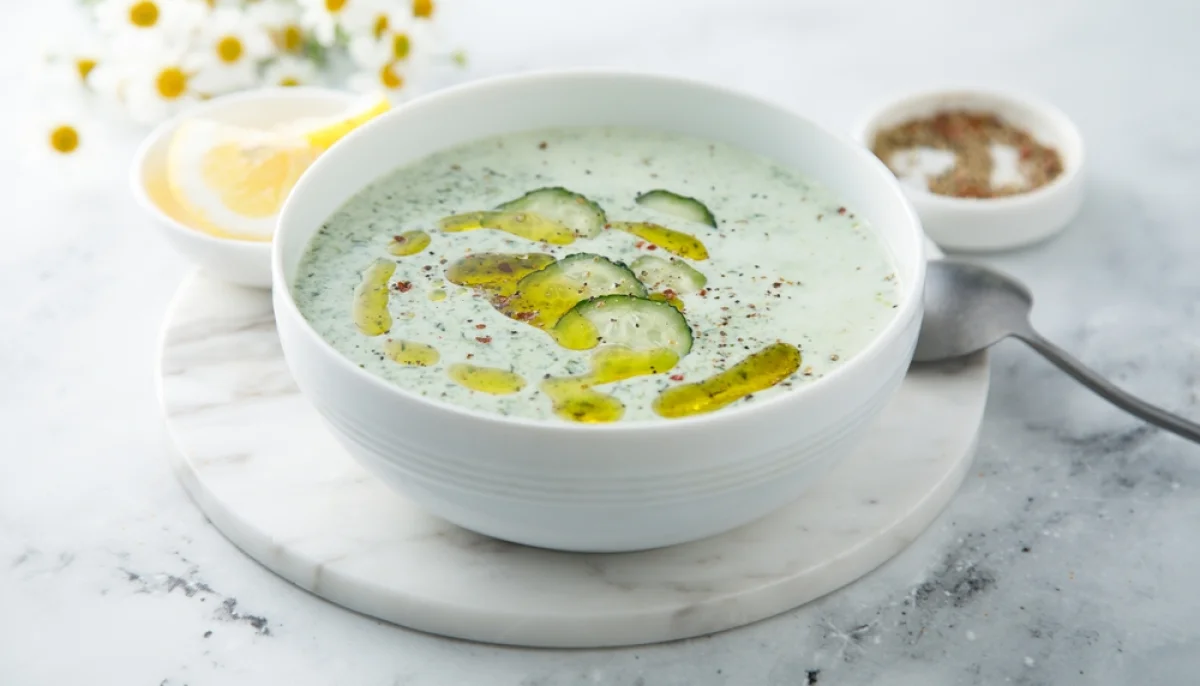 🥒 Soupe froide yaourt ET concombre