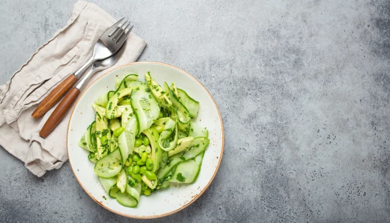 🥒 Salade verte concombre et avocat