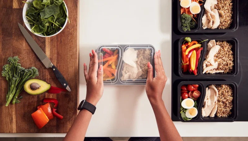 Cuisiner vite et bien : conseils pratiques pour les repas de la semaine