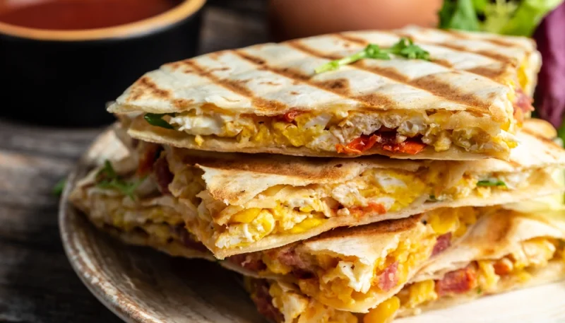 🌮 Quesadilla aux œufs et fromage