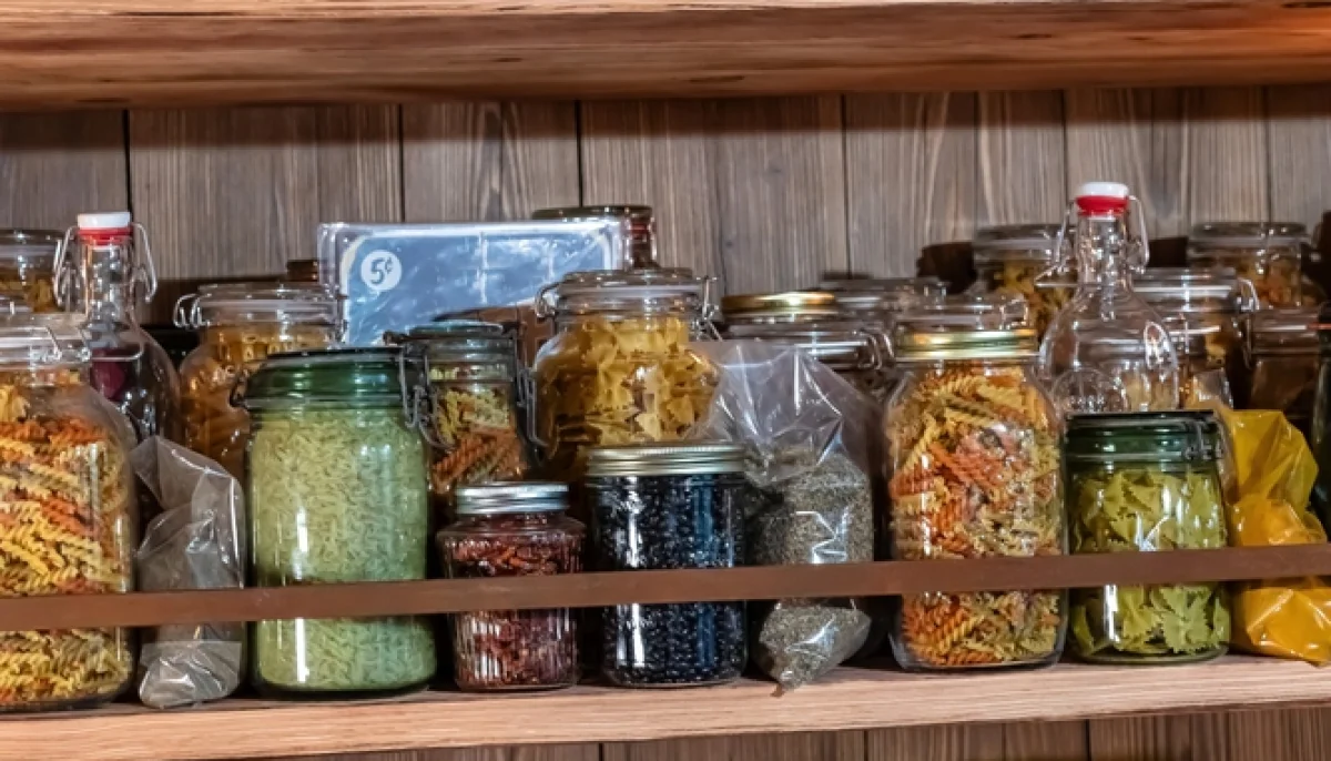 Quels aliments toujours avoir dans ses placards pour cuisiner facilement