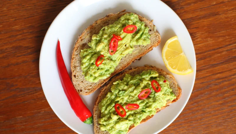 🌶️ Toasts avocat citron et piment frais