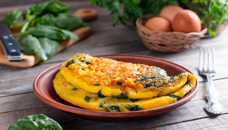 🍳 Omelette moelleuse aux épinards facile