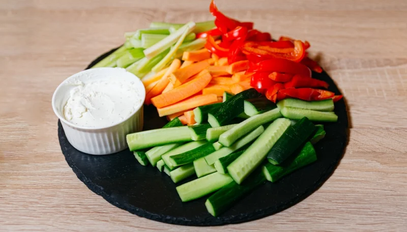 🥕 Plateau de crudités & sauce fraîche