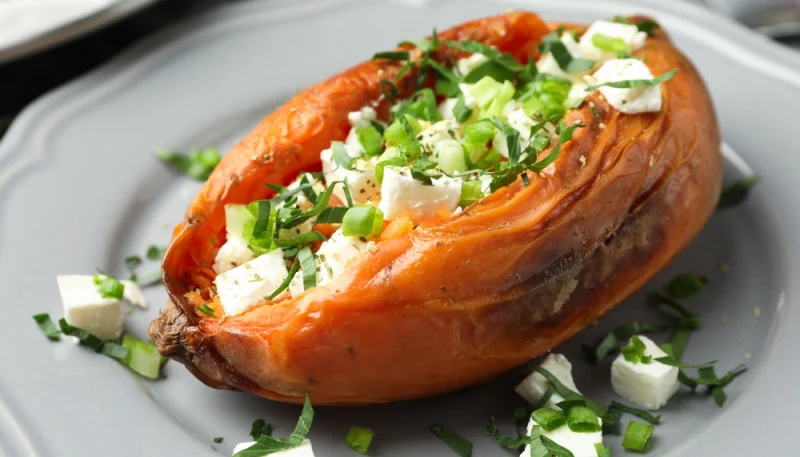 🍠 Patate douce farcie à la feta et aux herbes