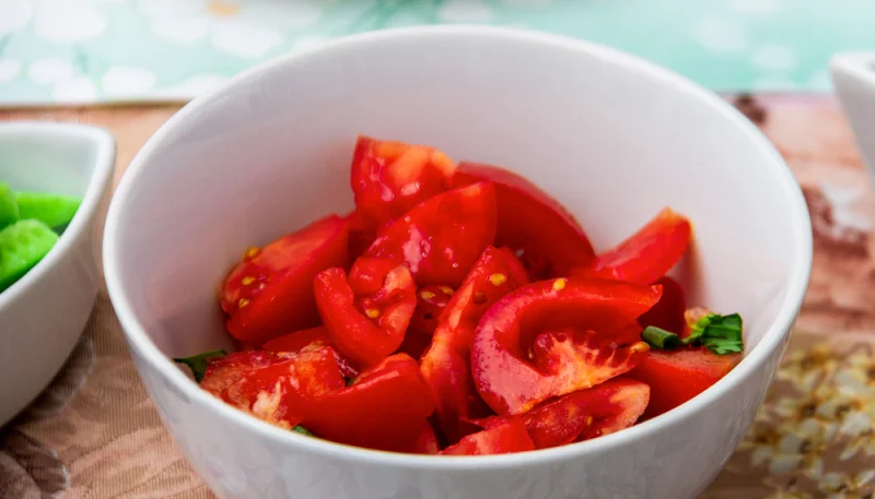🍅 Salade de tomates simple au basilic
