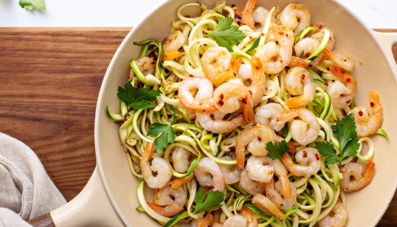 🍤 Spaghettis de courgettes aux crevettes sautées