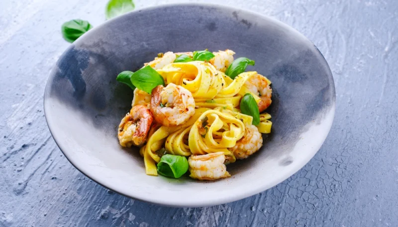 🍤 Tagliatelles aux crevettes et basilic