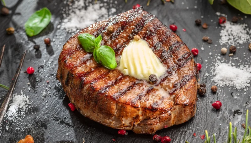🥩 Steak grillé au beurre fondant