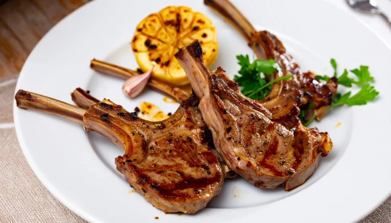 🍖 Côtelettes d’agneau grillées au citron