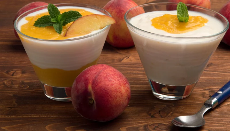 🍑 Verrines pêche et yaourt onctueux