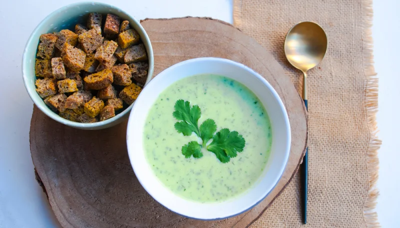 🥬 Soupe détox aux légumes verts