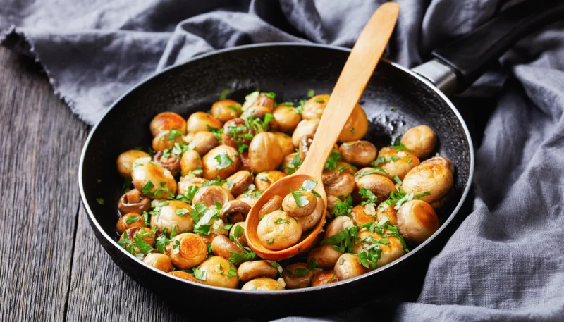 🍄 Champignons sautés à l’ail et au persil